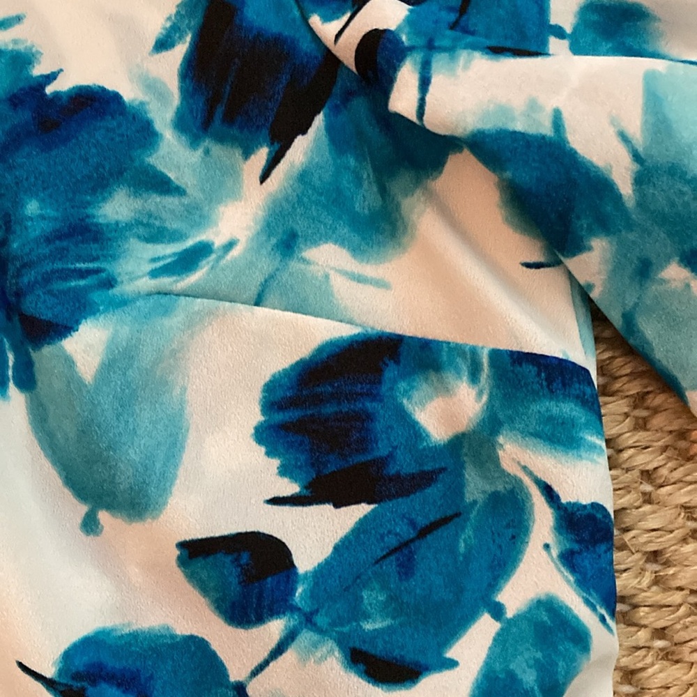 Karl Lagerfeld blouse. - Picture 4 of 5